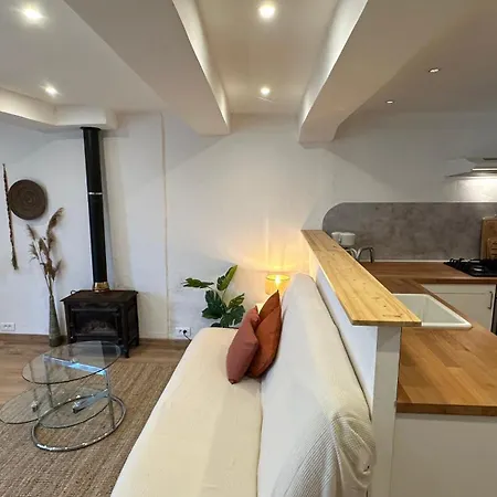 Semesterbostad Domaine De La Blache