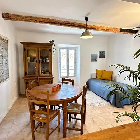 Semesterbostad Domaine De La Blache