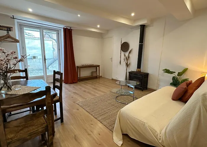 Nyaraló Domaine De La Blache *