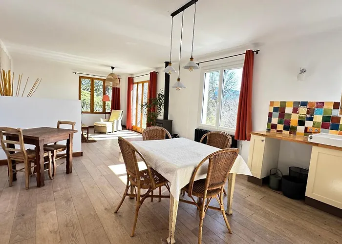 Domaine De La Blache Saint-Jurs